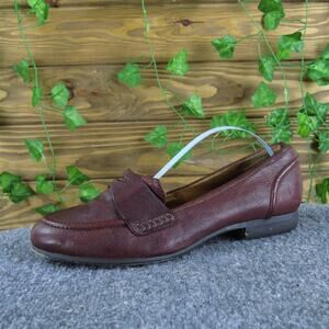 Indigo by Clarks Women's Penny Loafer Brown Leather Sz‎ 8 Medium Used 2025